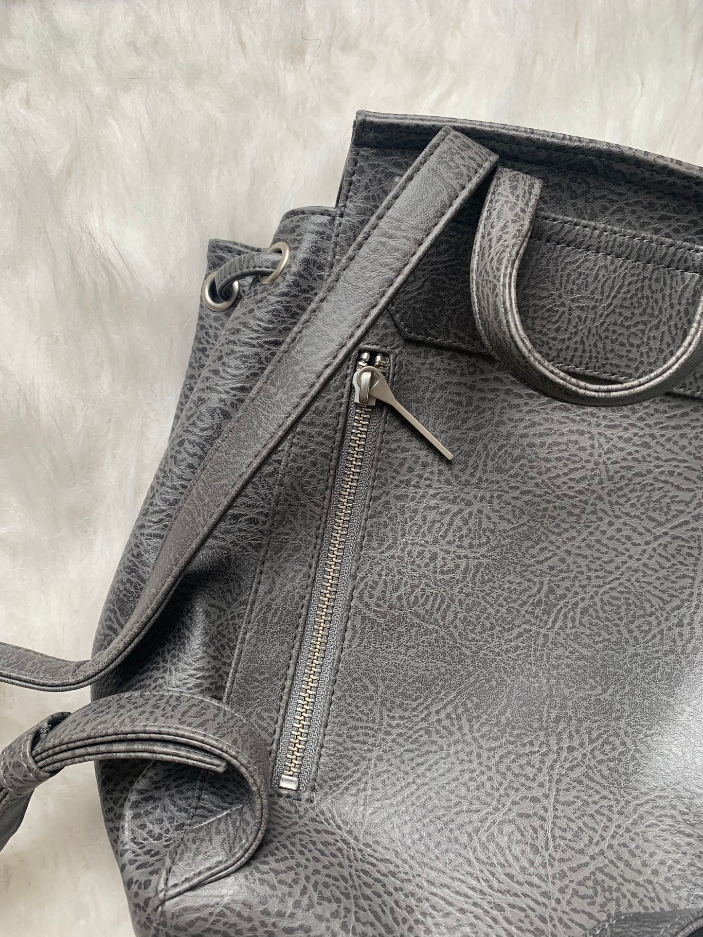 Matt & Nat Backpack Mumbai Vegan PVC Grey Backpack