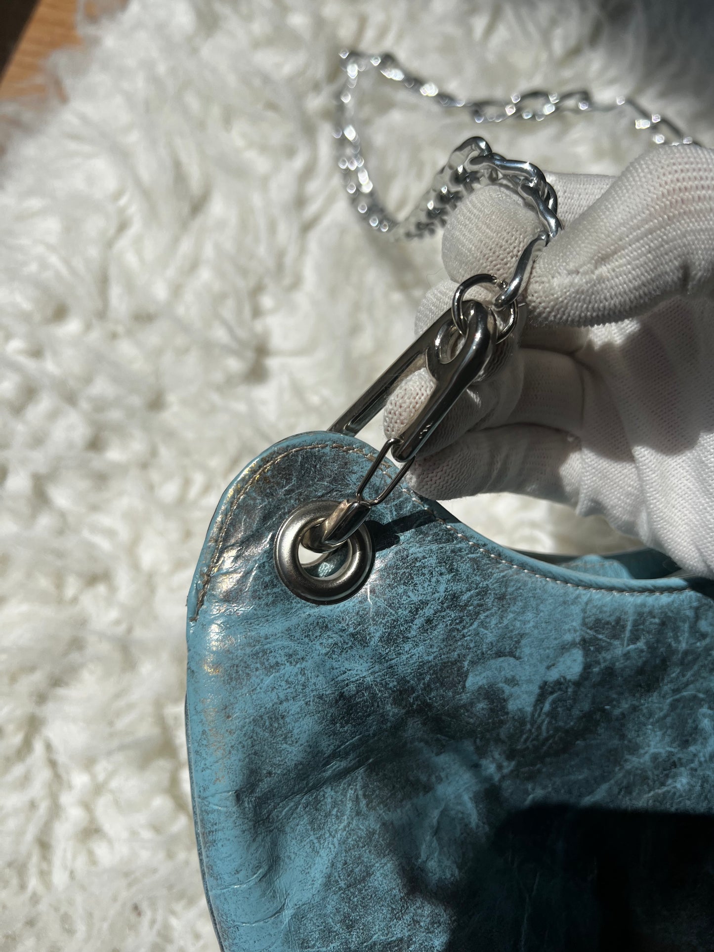 VTG Y2K Due Fratelli Teal Tie Dye 100% Leather Holographic Chain Purse