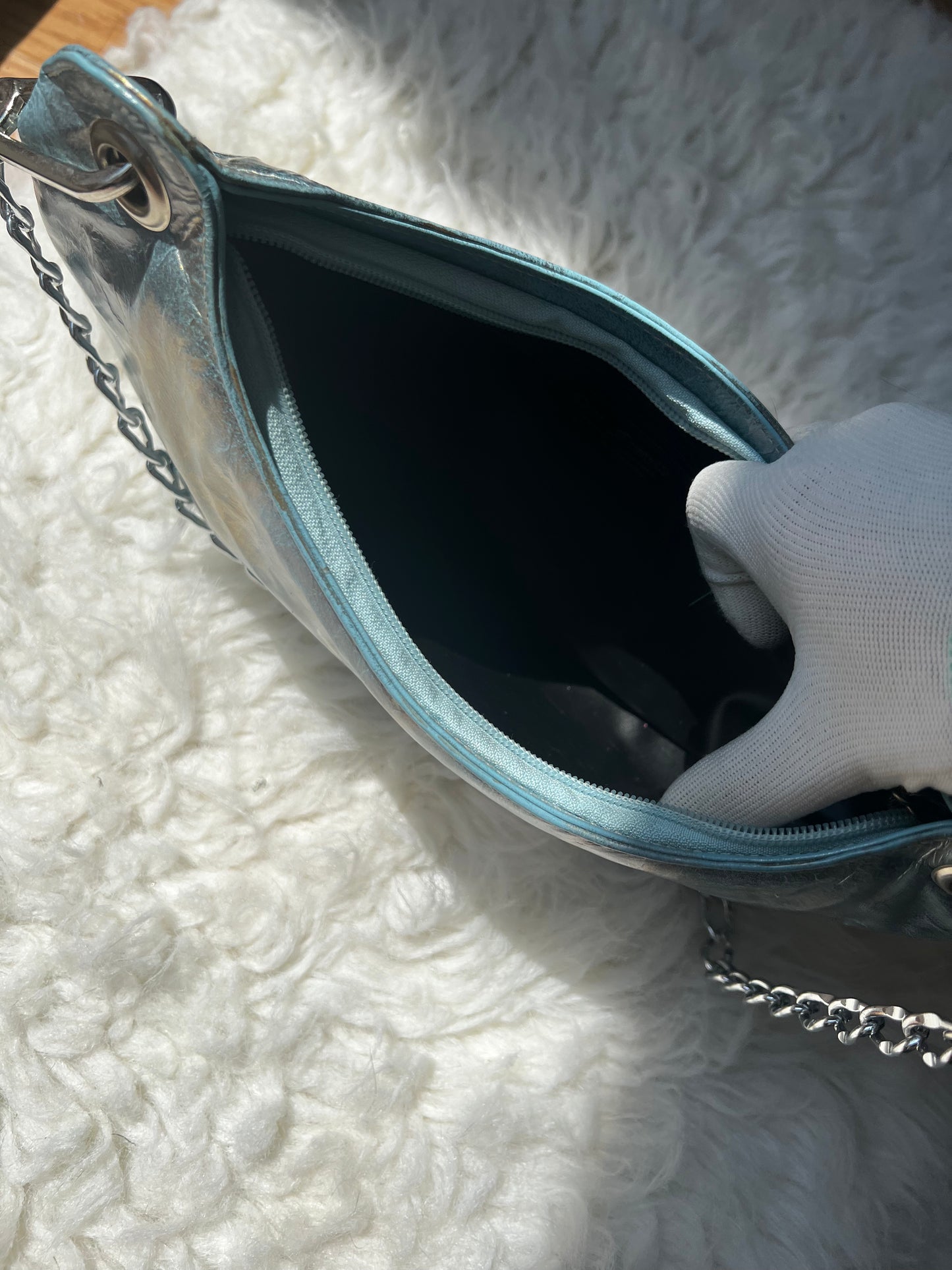VTG Y2K Due Fratelli Teal Tie Dye 100% Leather Holographic Chain Purse