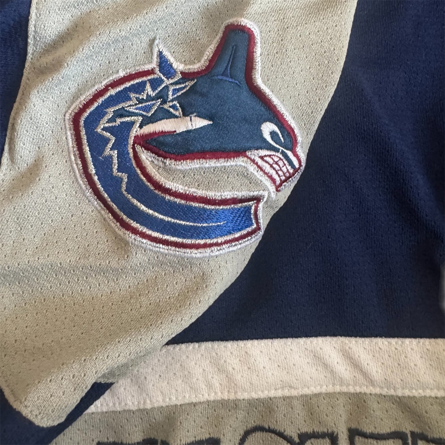 Vintage Vancouver Canucks Mighty Mac NHL Hockey Jersey – Youth XL