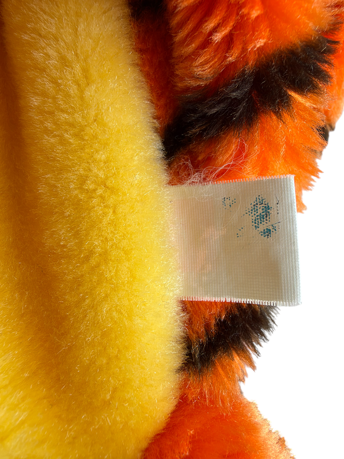 VTG ‘90s Disney Tigger Winnie the Pooh Plush Zipper Backpack