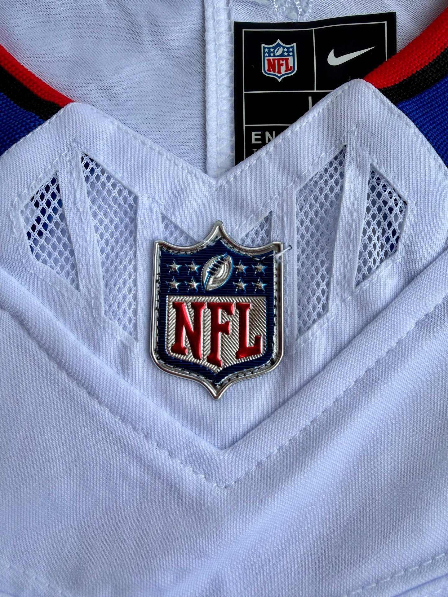 Buffalo Bills Josh Allen #17 Nike NFL Limited Football Jersey Size: L