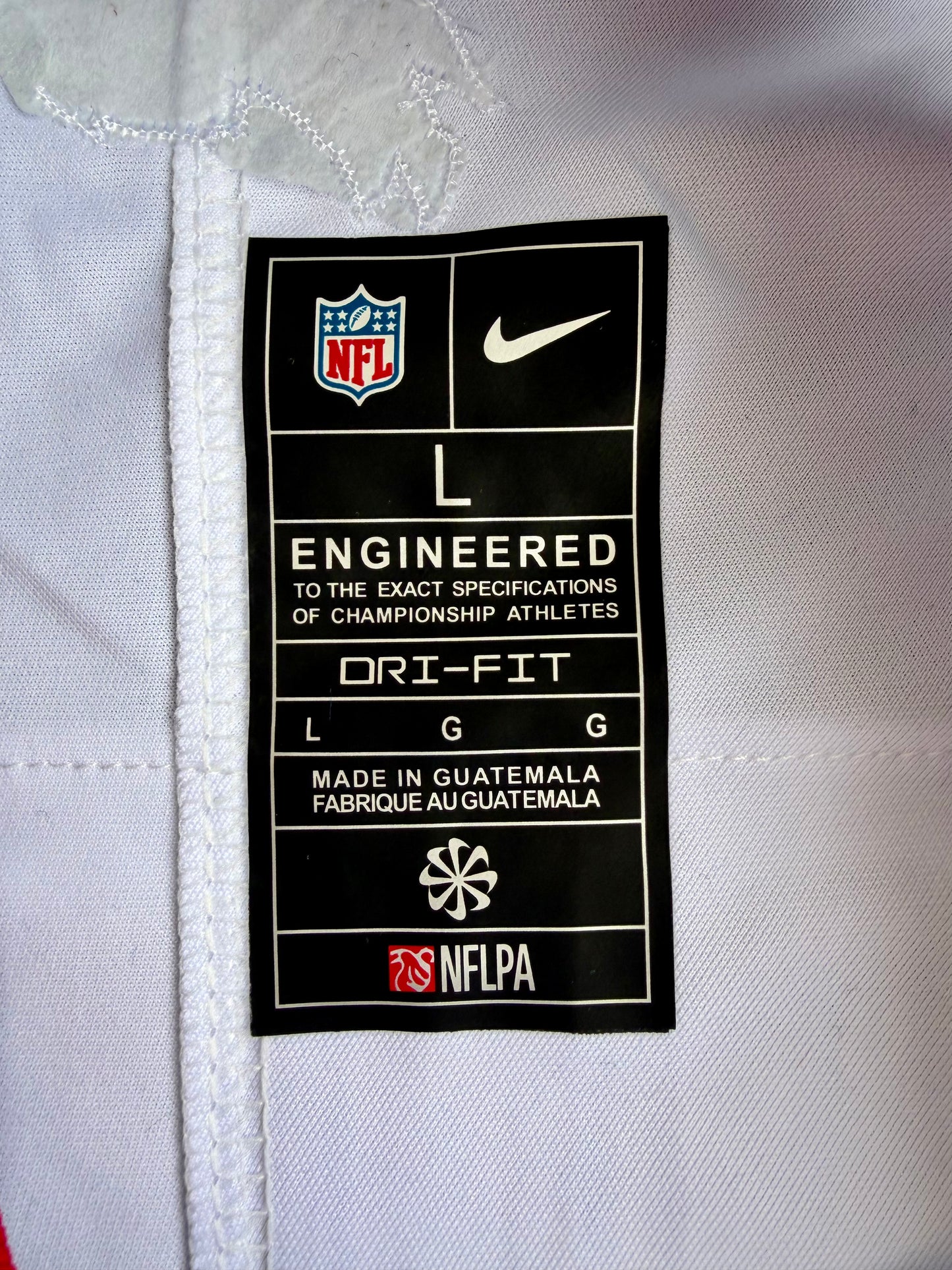Buffalo Bills Josh Allen #17 Nike NFL Limited Football Jersey Size: L