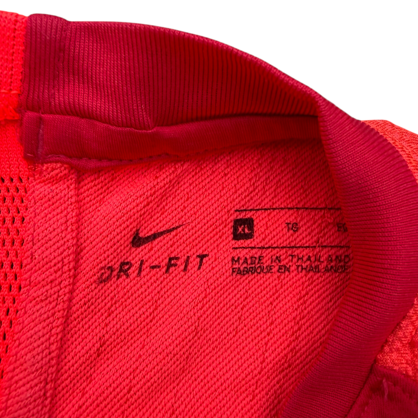 2019 Canada Women’s Nike Home National Soccer Jersey Size: XL