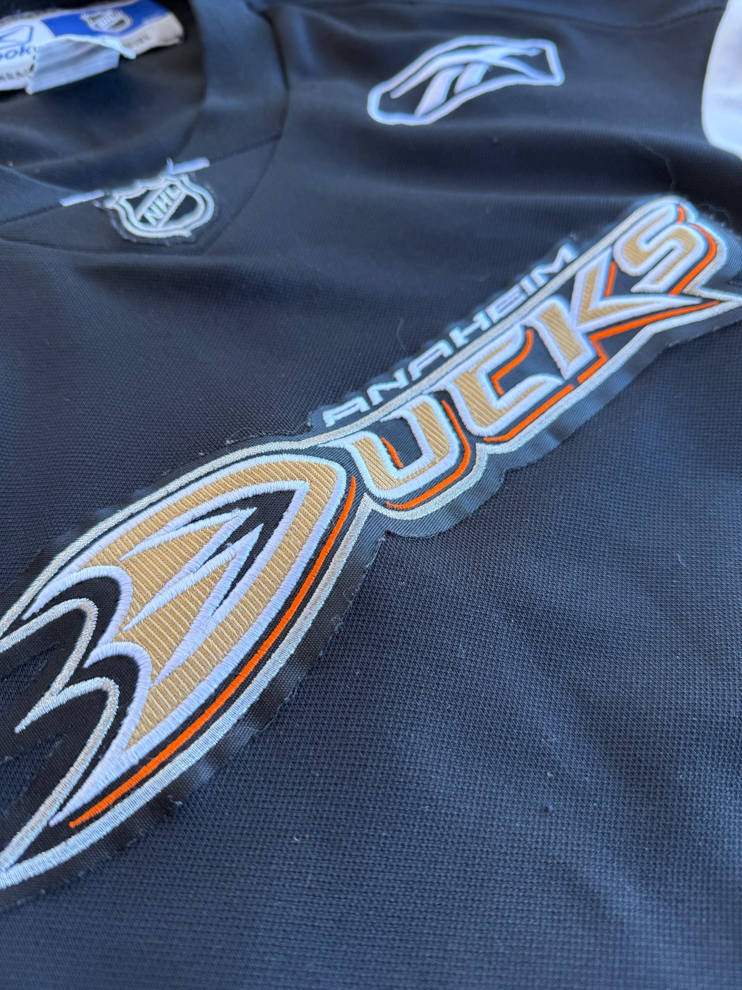 VTG Anaheim Ducks #6 Reebok CCM NHL Hockey Practise Jersey Size: M