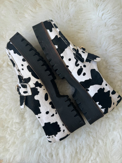 Intentionally Blank HK-2 Cow Print Loafers US 14
