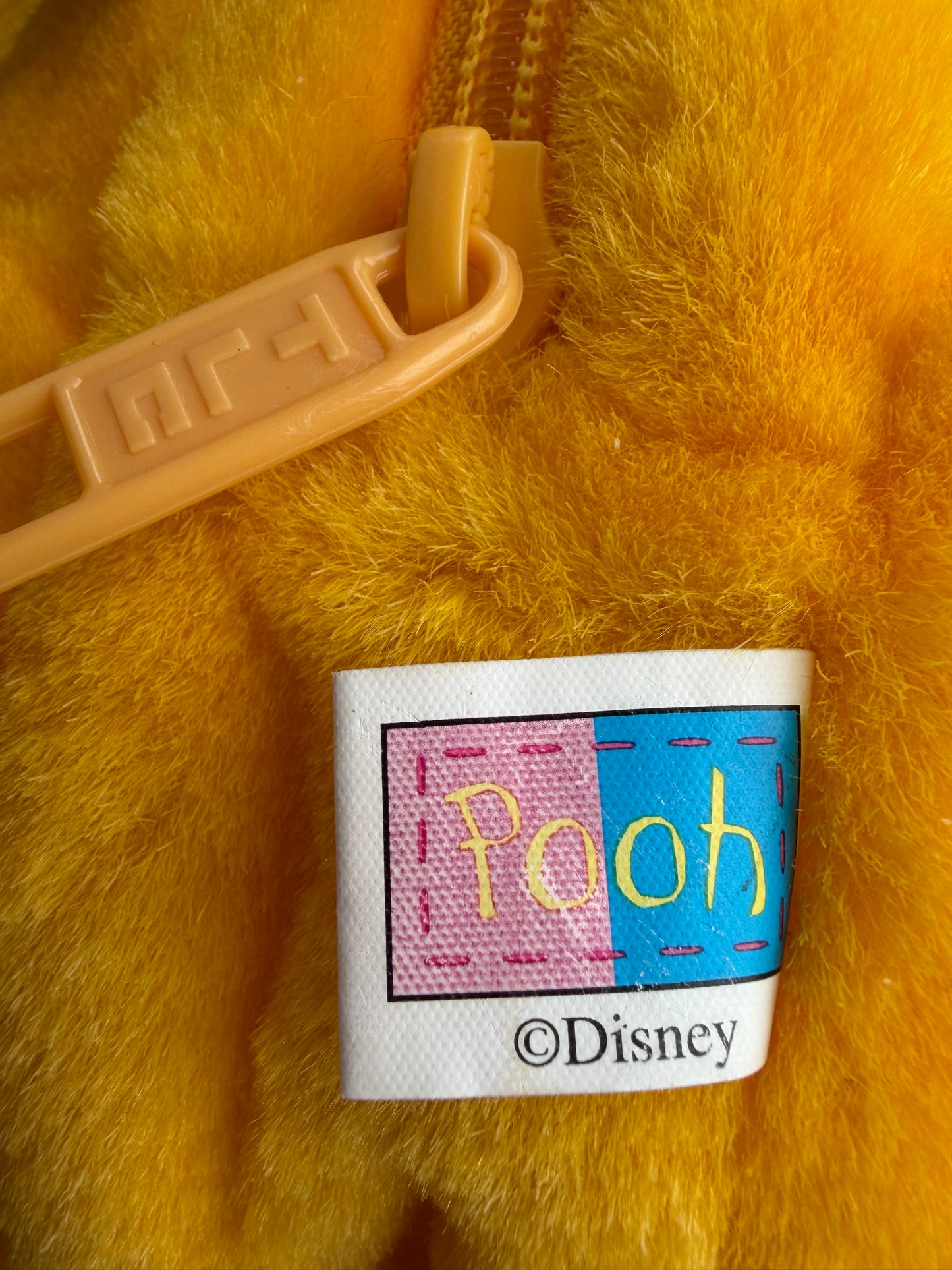 VTG '90s Y2K Disney Winnie the Pooh Head Plush Zipper Backpack