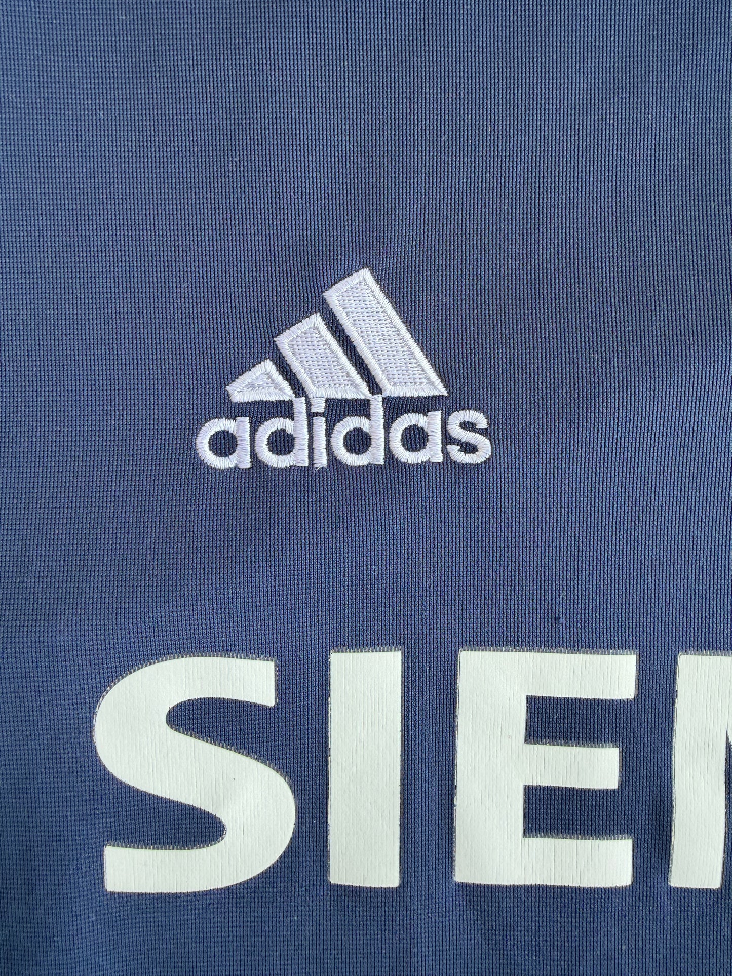 2004-2005 Real Madrid CF Away Football Jersey Size: XL