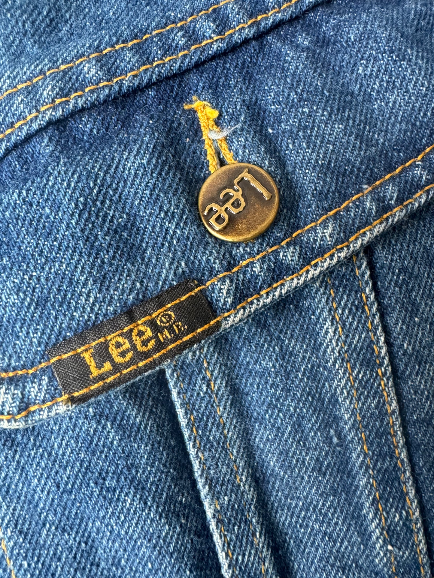 VTG Lee Riders Women's Denim Trucker Jacket Size: M