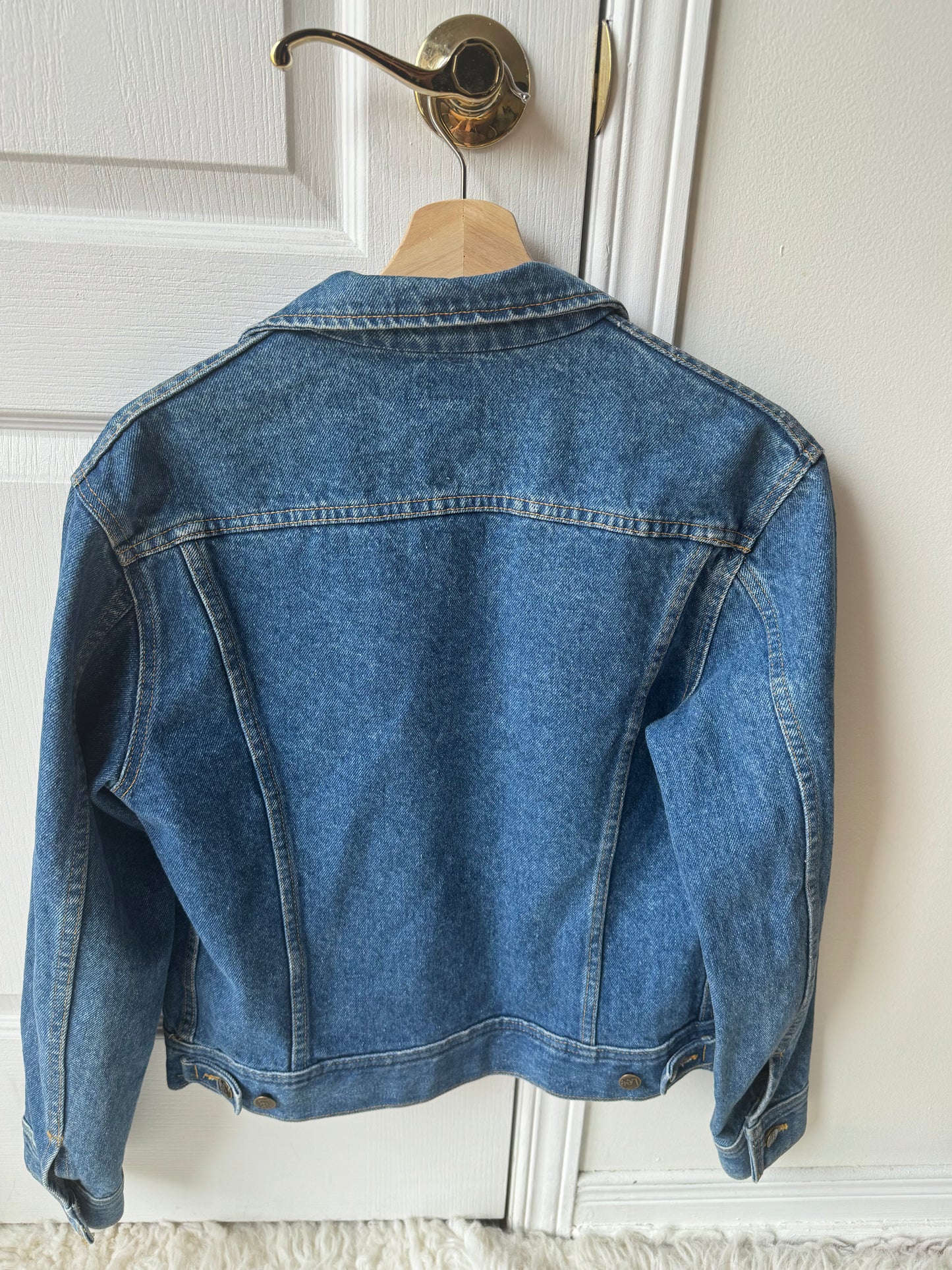 VTG Lee Riders Women's Denim Trucker Jacket Size: M