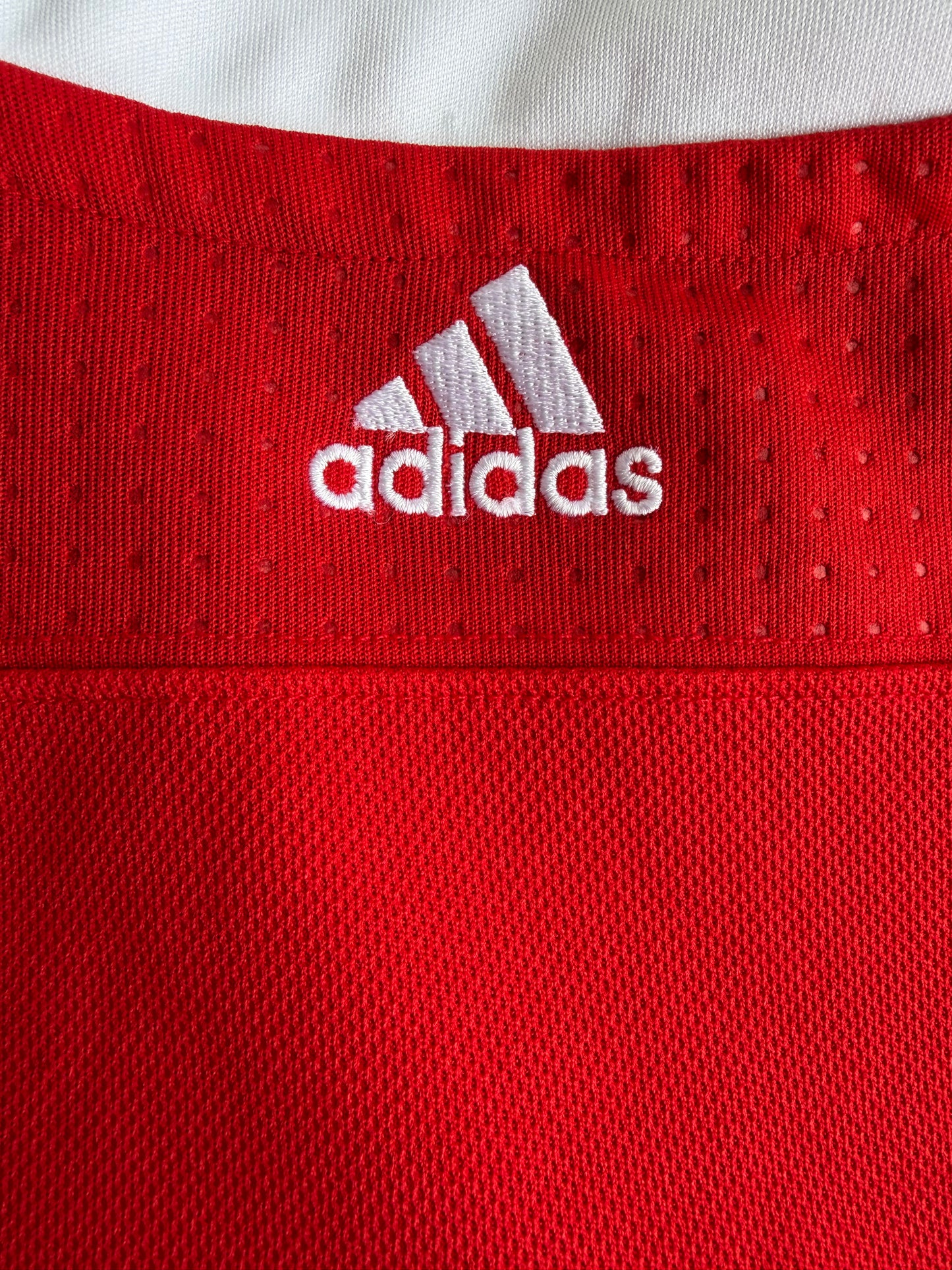 Team Canada WCH 2016 Adidas Hockey Fan Wear Slim Fit Jersey Size: M
