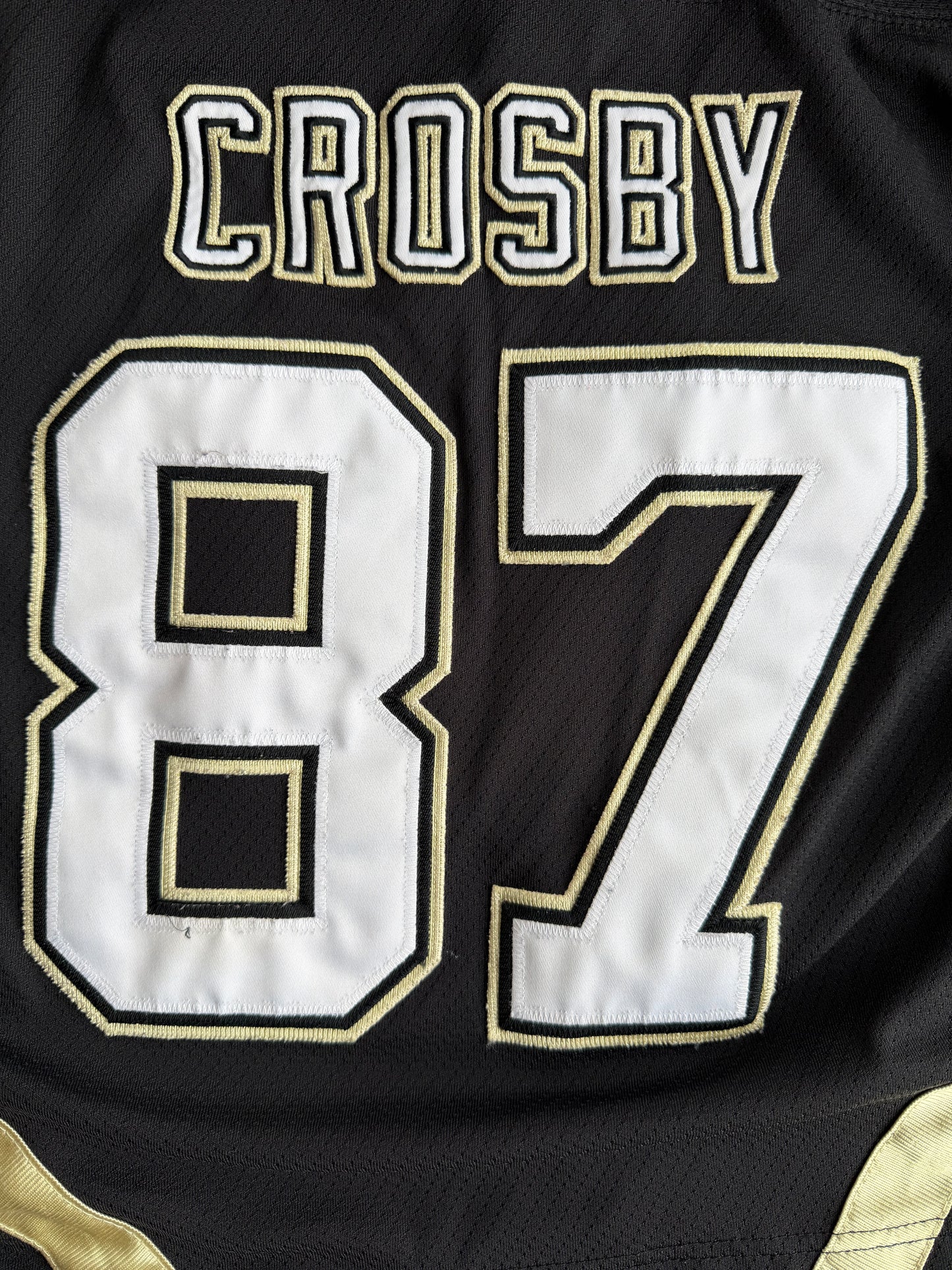 Pittsburgh Penguins Sidney Crosby #87 Retro NHL CCM Hockey Jersey Youth Size: S/M