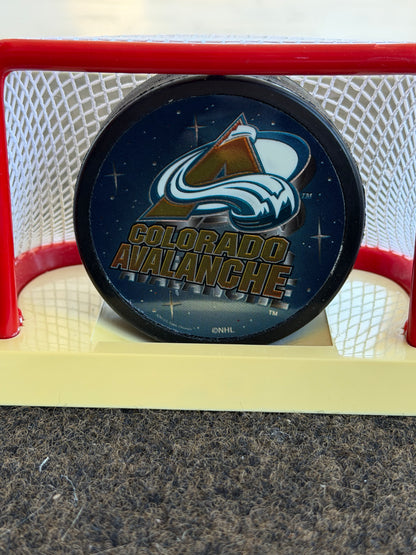 VTG 1997 Fotoball Colorado Avalanche NHL Hockey Puck Mini Net Goal Display Stand