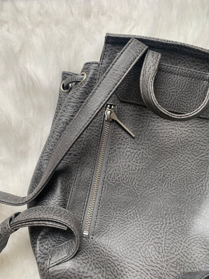 Matt & Nat Backpack Mumbai Vegan PVC Grey Backpack