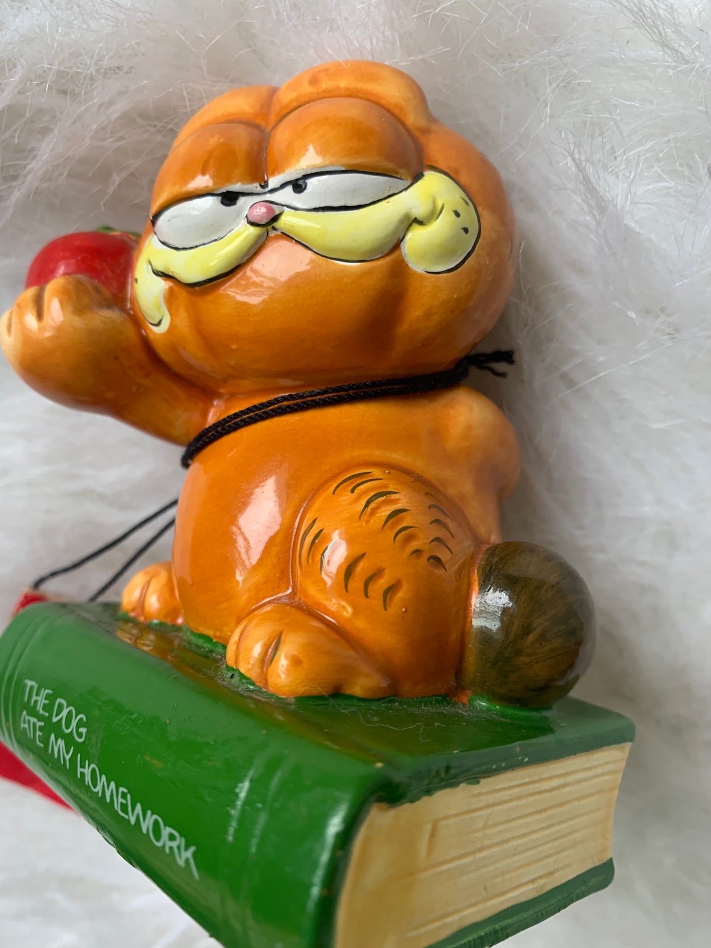 VTG 1981 Enesco Garfield Ceramic Figure “The Dog Ate My Homework” Figurine With Tag