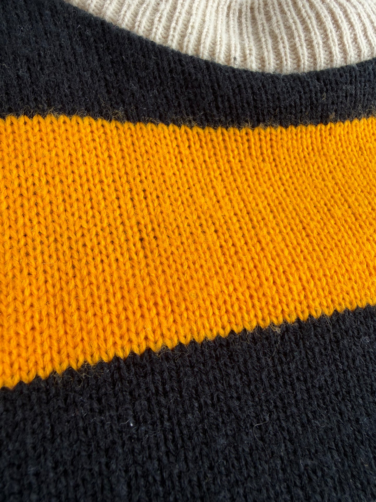 Boston Bruins Vintage Hockey CCM Heritage Kint Sweater Size: XL
