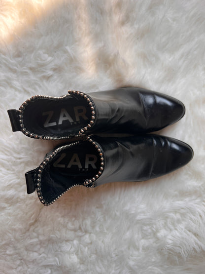 Zara Leather Black Studded Ankle Boots EU 39