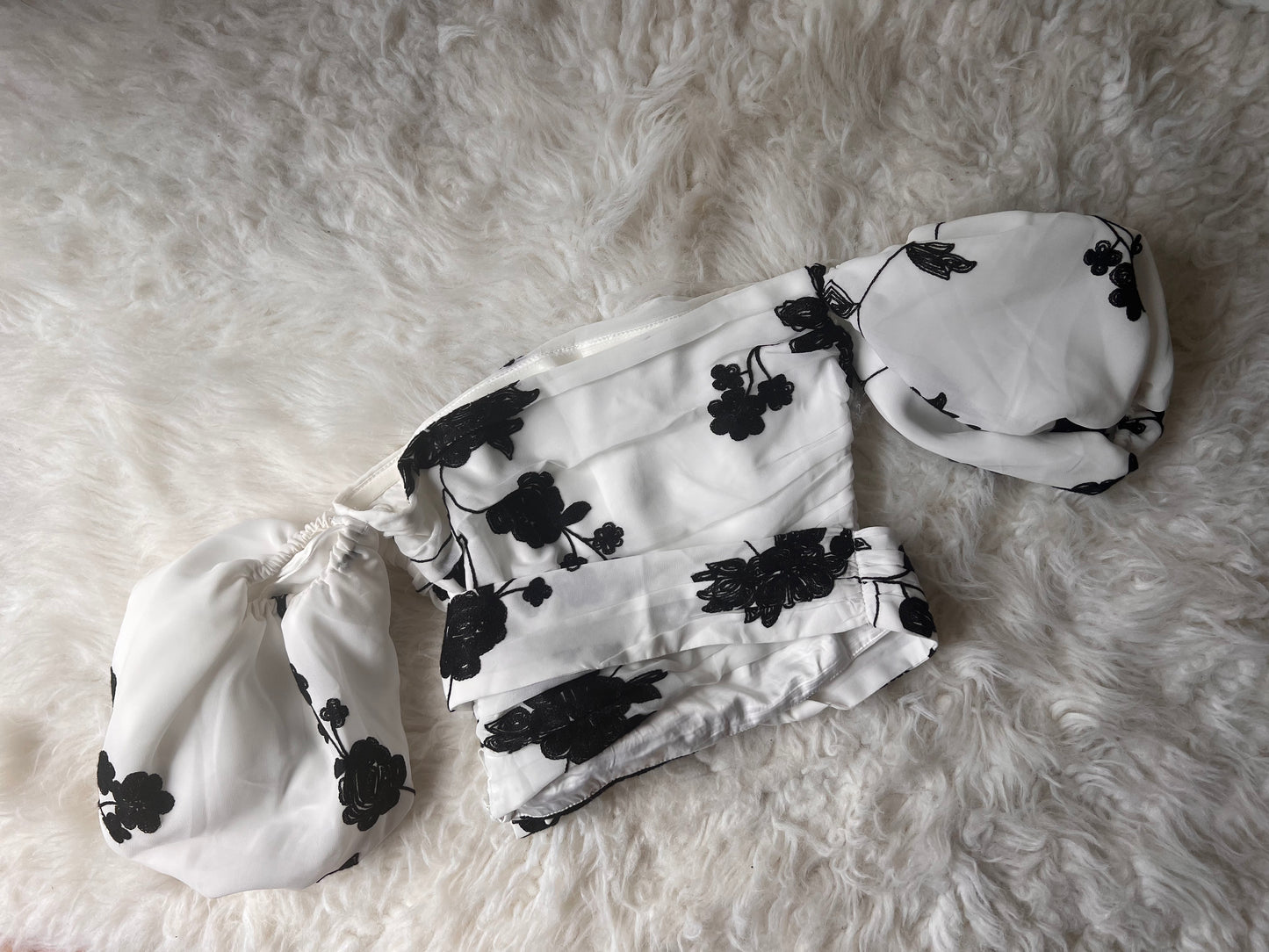 House of Harlow 1960 × Revolve Leya Embroidered Top Size: XS