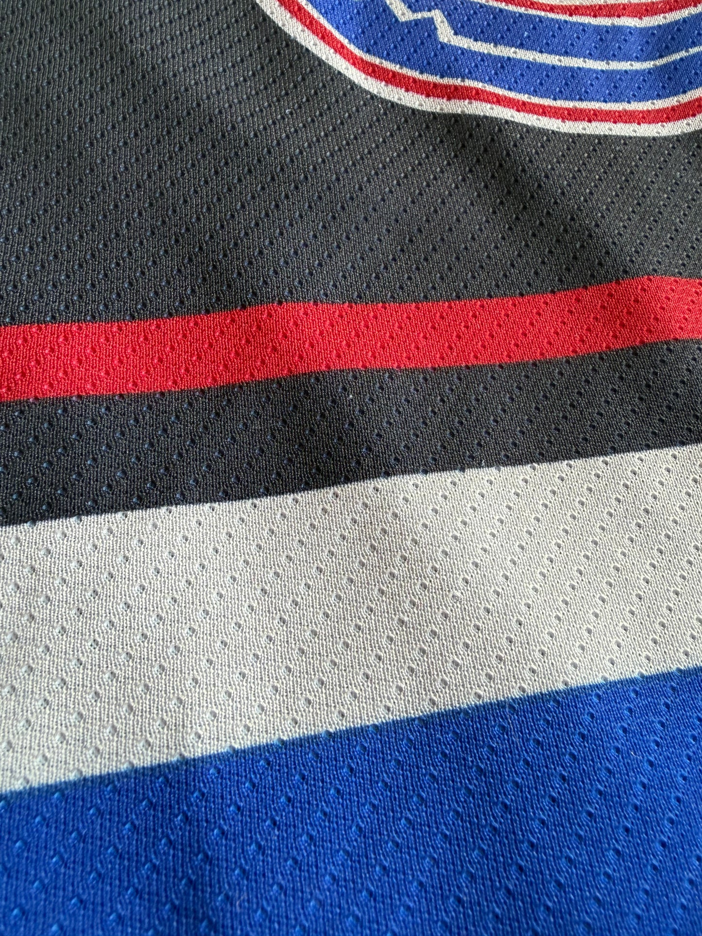 VTG Vancouver Canucks NHL CCM Hockey Jersey Child Size: OS
