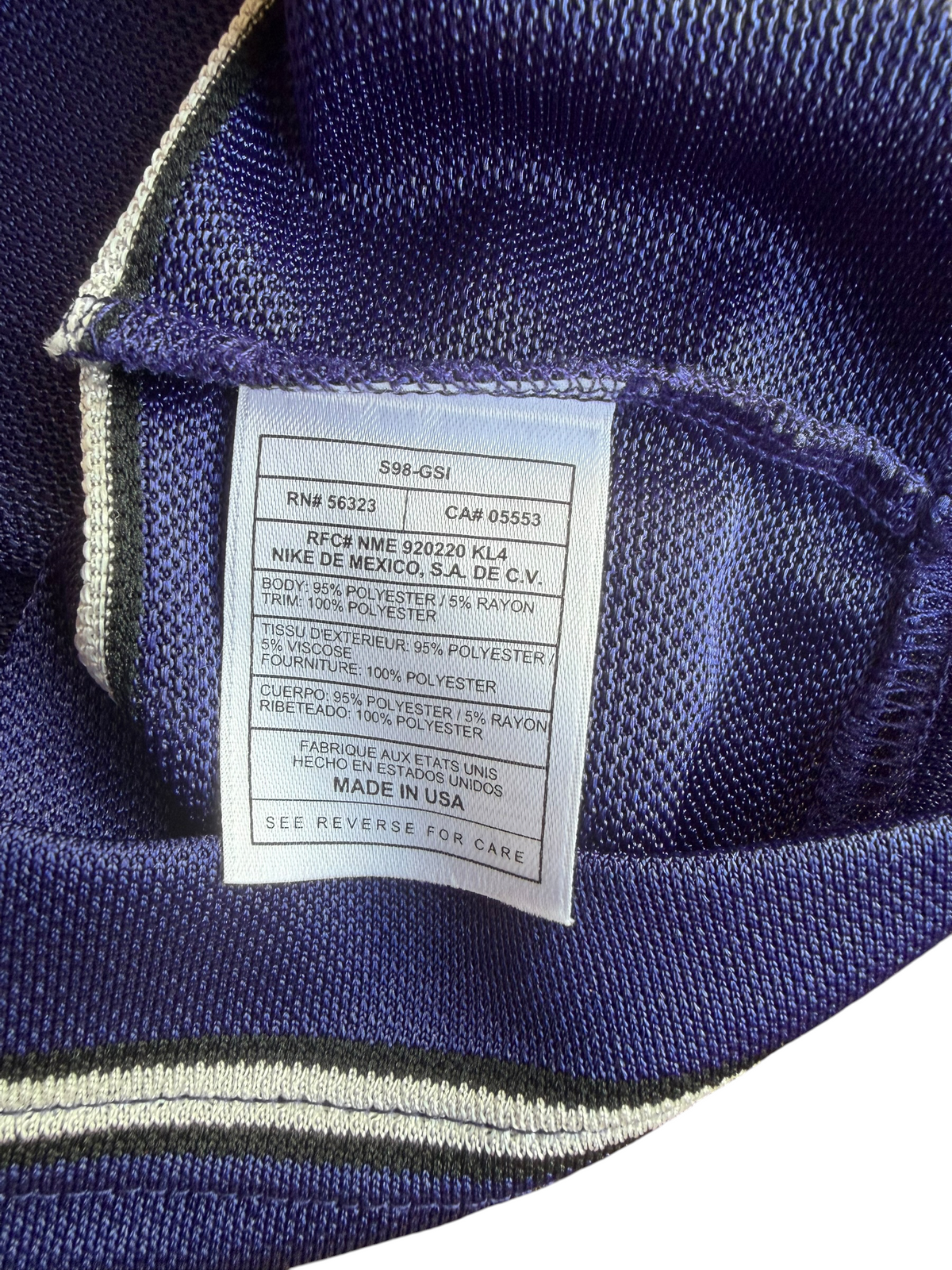 VTG ‘90s Nike Blue Striped Soccer Jersey V-Neck Size: S