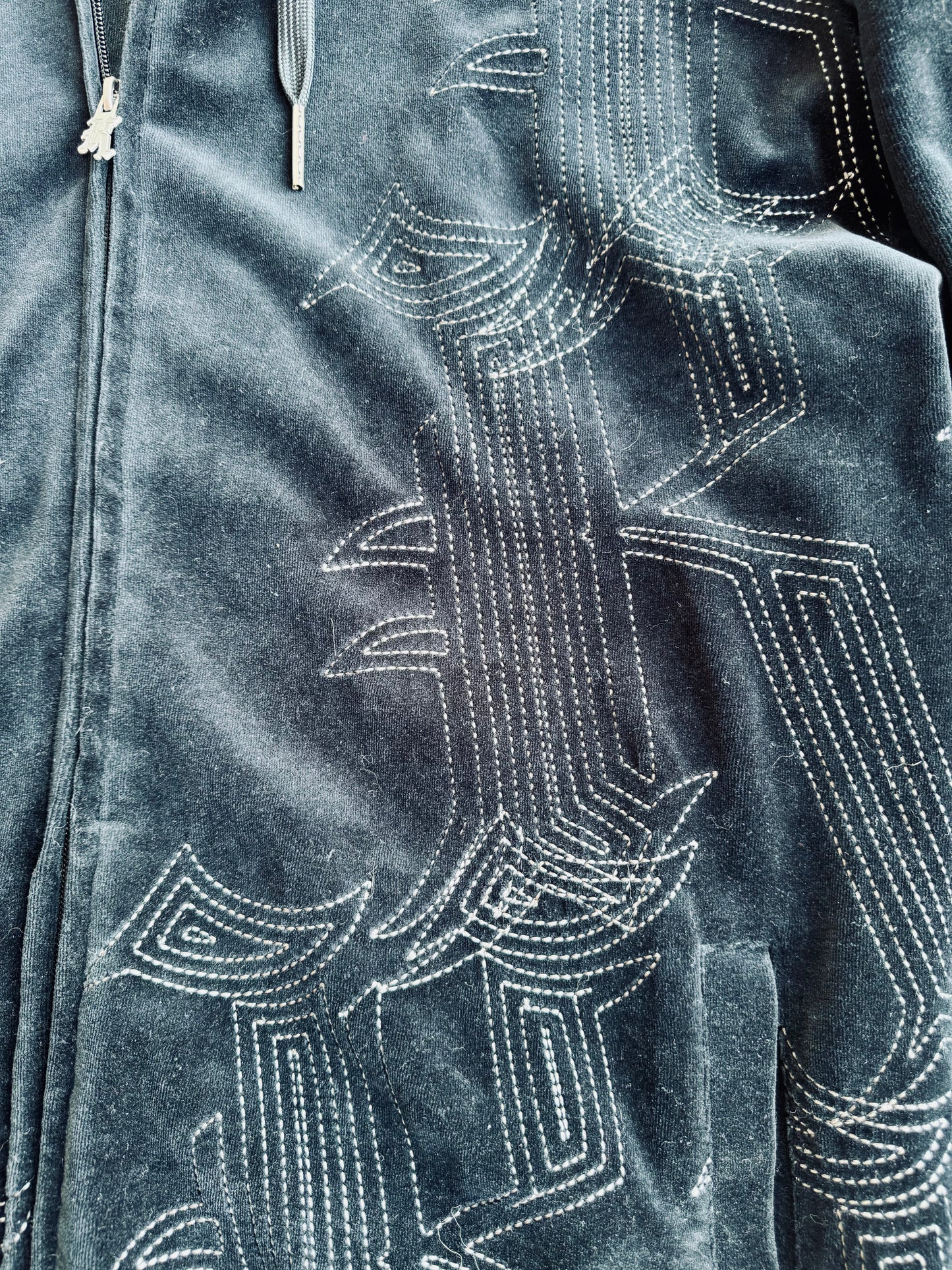 VTG Y2K Karl Kani Navy Black Velour Hoodie Size: XXL