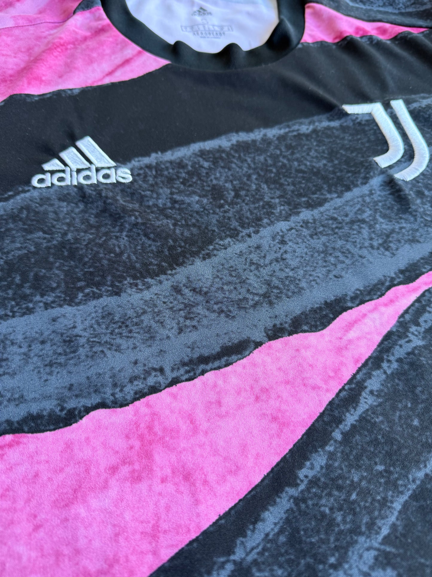 2020-2021 Juventus Adidas Warm-Up / Pre-Match Football Jersey Size: S