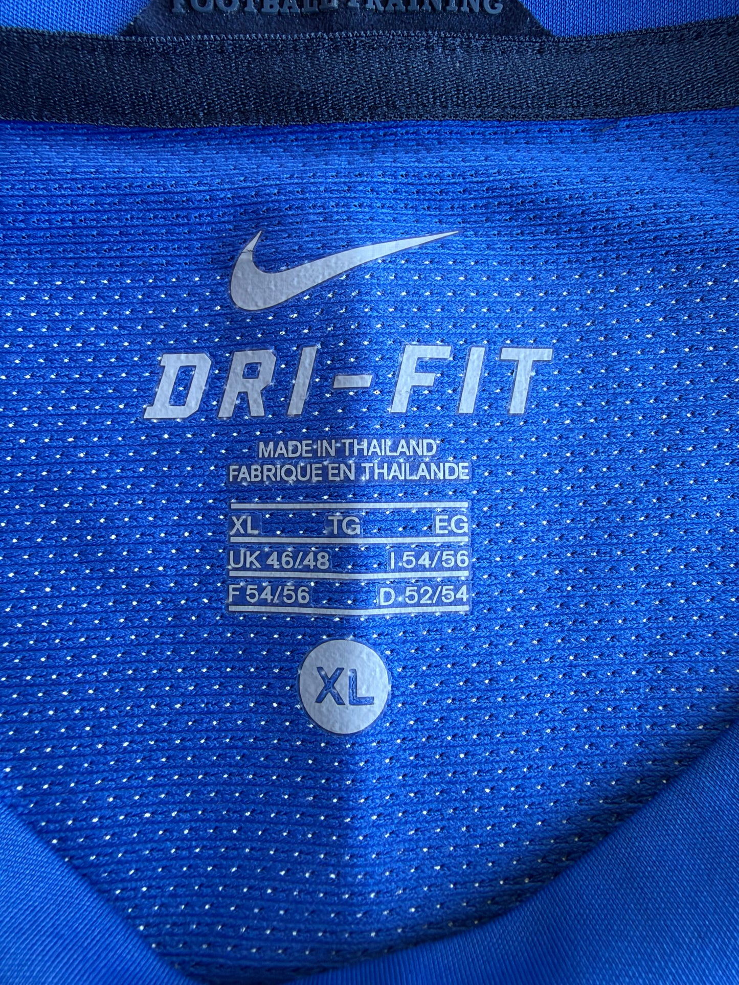 2010-2011 Netherlands KNVB Retro Nike WC Football Training Jersey Size: XL