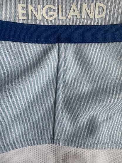 2016-18 England Women’s Nike Home National Football Jersey Size: M