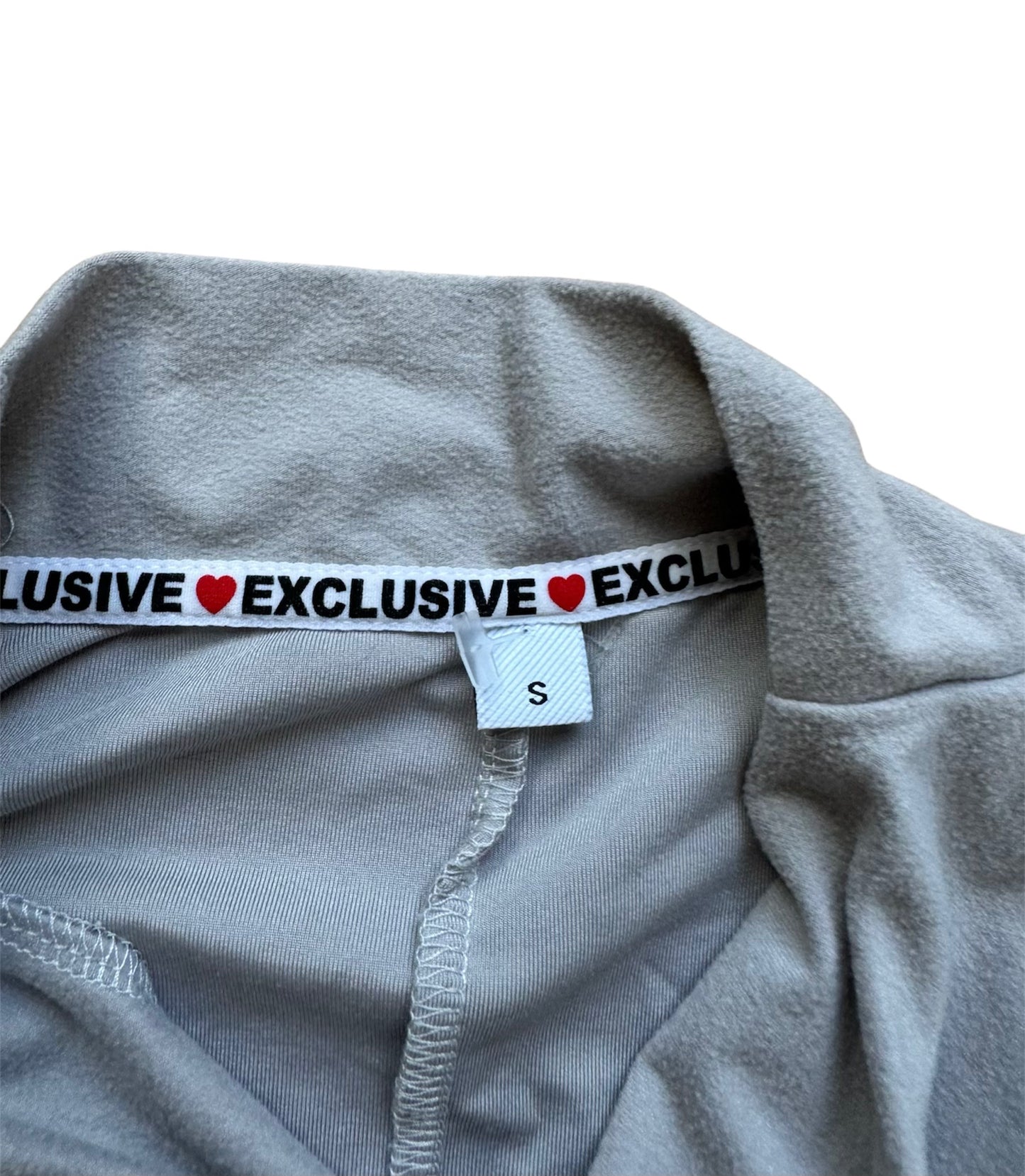 Exclusive Long Sleeve Pullover Wrap Soft Grey Size: S