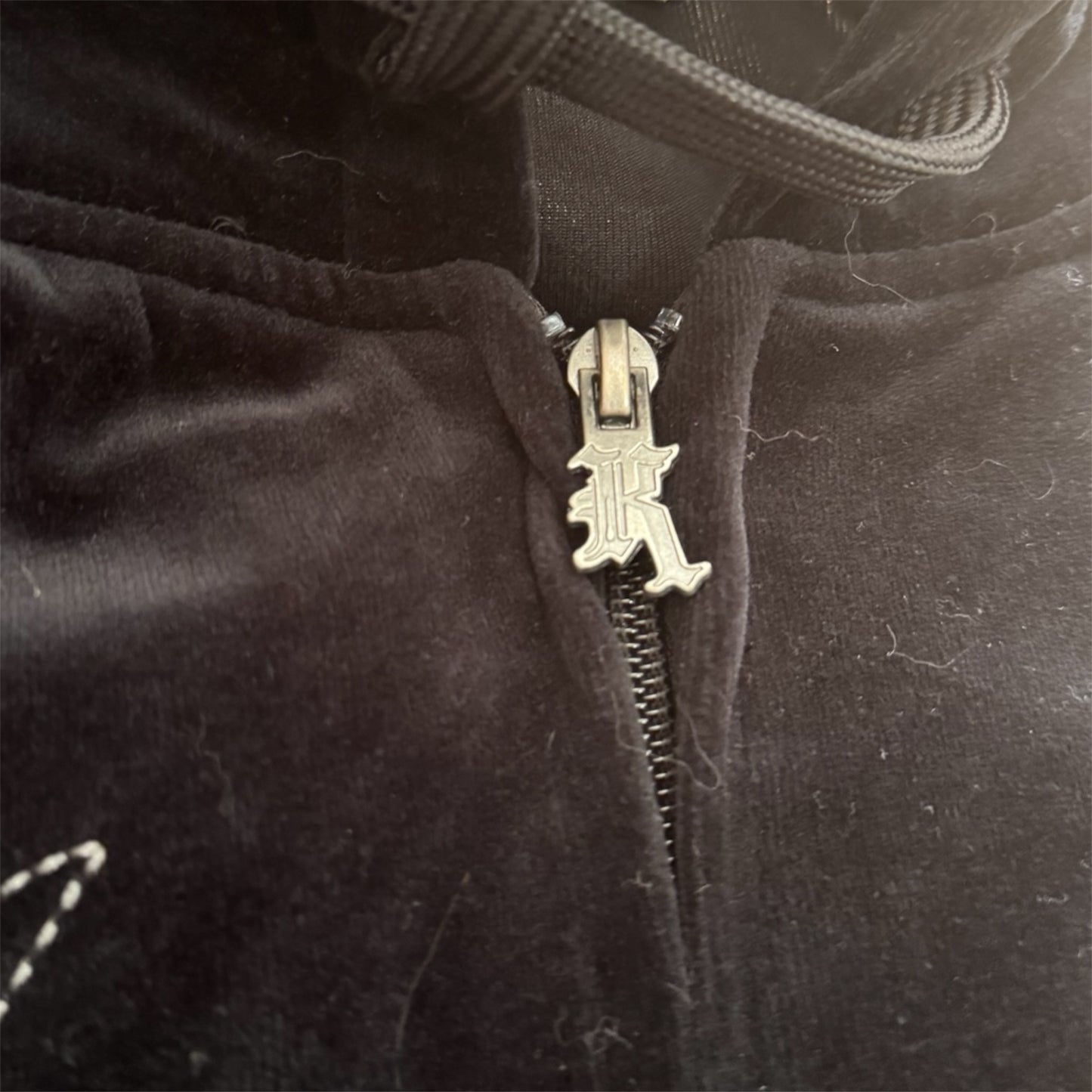 VTG Y2K Karl Kani Navy Black Velour Hoodie Size: XXL