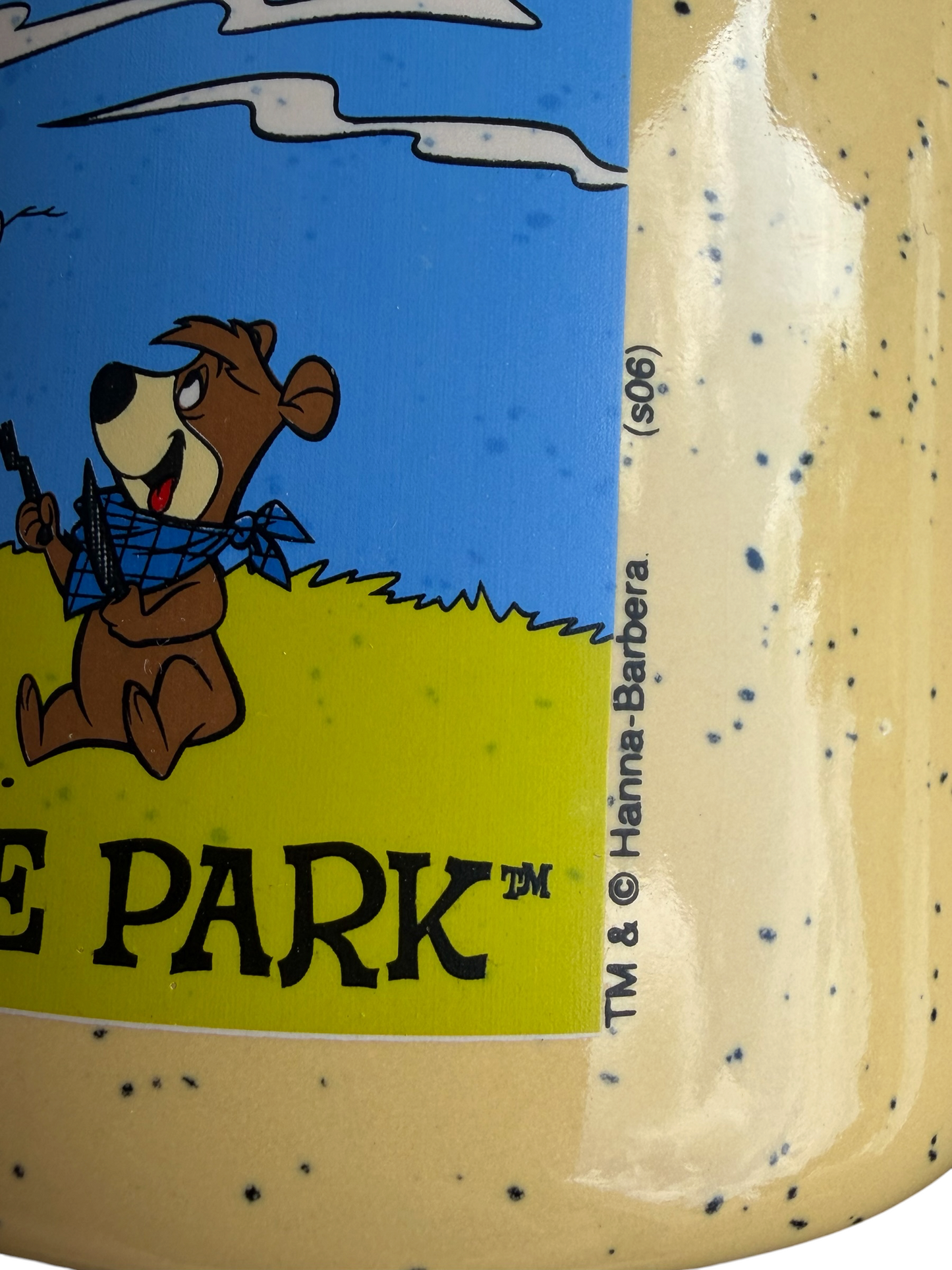 VTG 2006 Yogi Bear & Boo-Boo Jellystone Park Hanna-Barbera Speckled Ceramic Mug