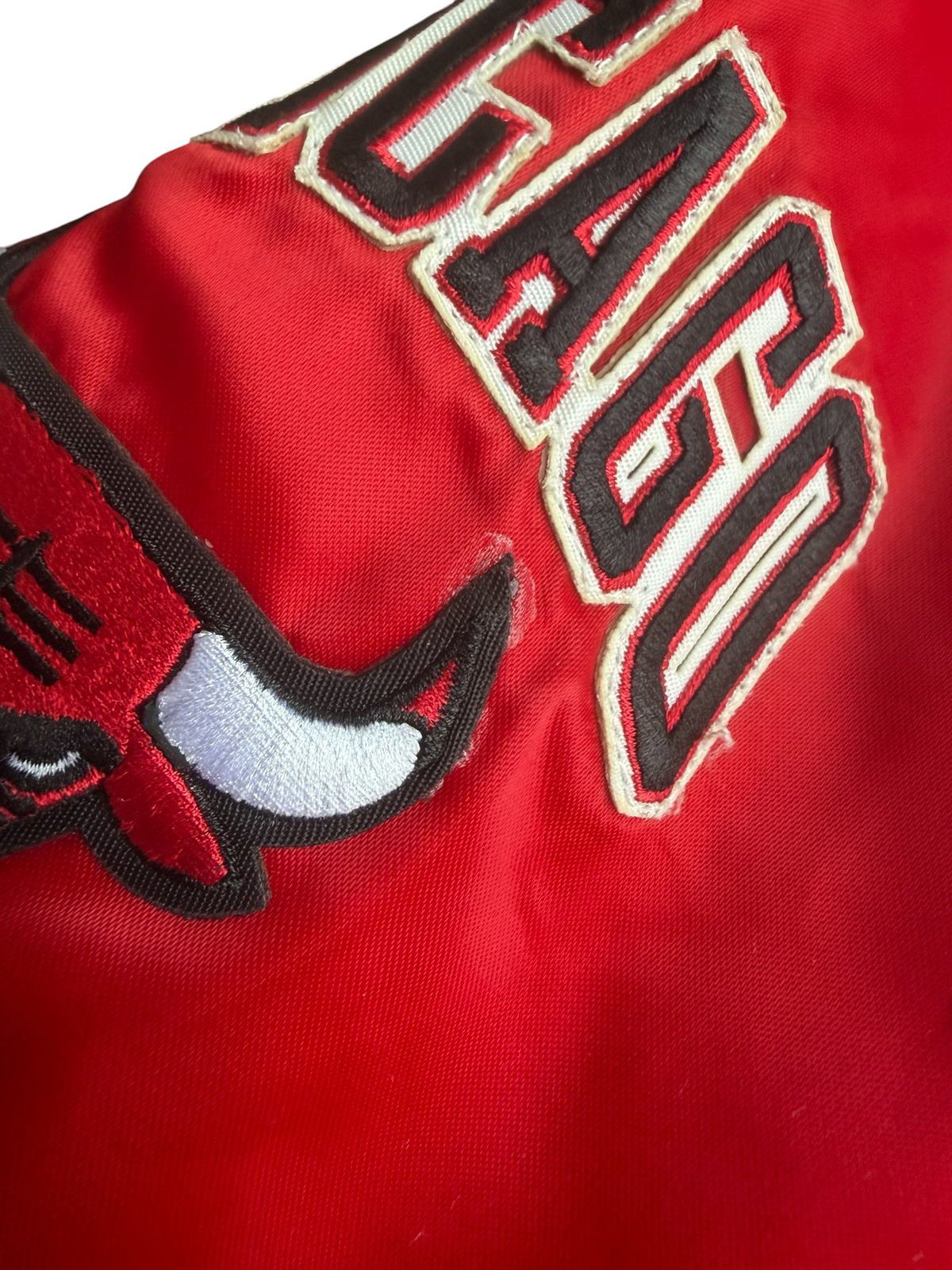 Chicago Bulls Pro Standard Women's Red Satin Bomber Jacket Size: XS