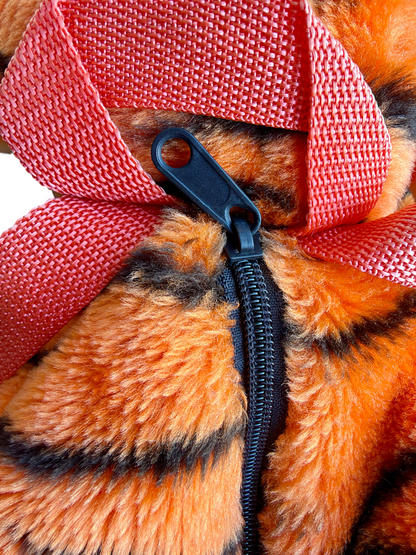 VTG ‘90s Disney Tigger Winnie the Pooh Plush Zipper Backpack